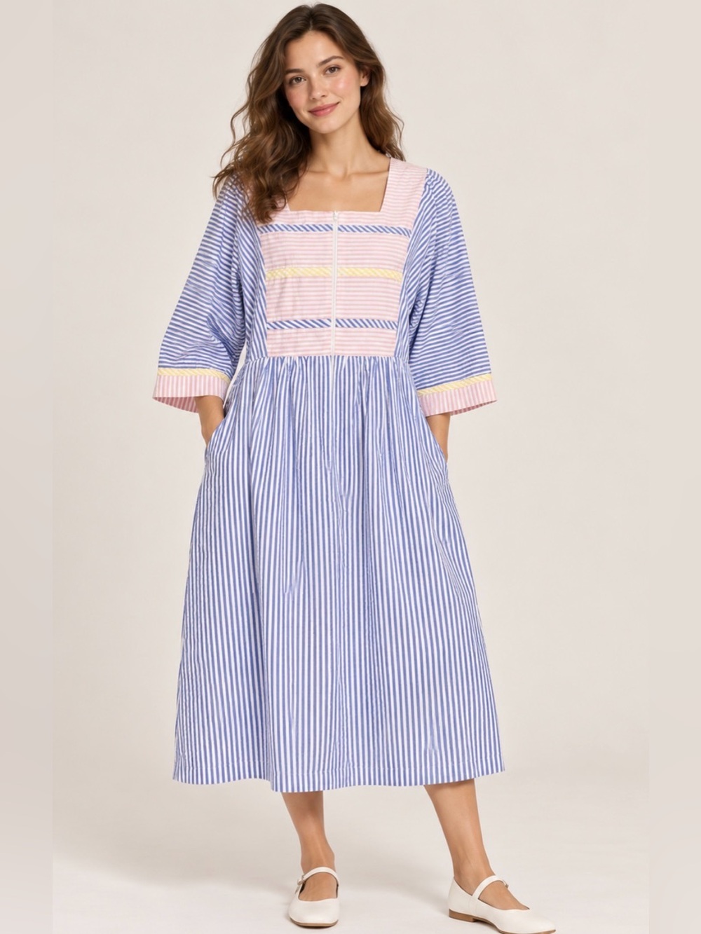 💙 Vintage Saybury Seersucker Stripe House Dress Size S Pockets